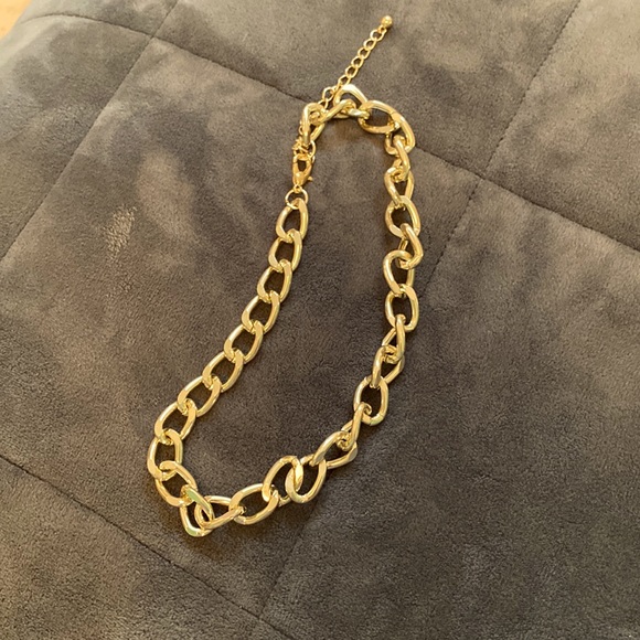 Chunky gold necklace - Picture 1 of 1